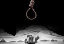 ಬನ್ನೂರು : ರಿಕ್ಷಾ ಚಾಲಕ ನೇಣು ಬಿಗಿದು ಆತ್ಮಹತ್ಯೆ