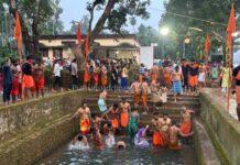 ಇರ್ದೆ: ಬೆಂದ್ರ್ ತೀರ್ಥ ಪುಣ್ಯ ಕ್ಷೇತ್ರದಲ್ಲಿ ತೀರ್ಥ ಅಮಾವಾಸ್ಯೆ ಪ್ರಯುಕ್ತ ಪುಣ್ಯ ತೀರ್ಥ ಸ್ನಾನ