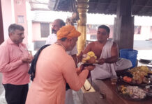 ಕಡೇಶಿವಾಲಯ: ಶ್ರೀ ಲಕ್ಷ್ಮೀ ನರಸಿಂಹ ಸ್ವಾಮಿ ದೇವಸ್ಥಾನಕ್ಕೆ ಭಕ್ತಿ ಭೂಷಣ ಪ್ರಭು ಸ್ವಾಮೀಜಿ ಭೇಟಿ