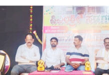 ವೀರಮಂಗಲ ಪಿಎಂಶ್ರೀ ಶಾಲೆಯಲ್ಲಿ ಹಿರಿಯ ವಿದ್ಯಾರ್ಥಿಗಳ ಸಮ್ಮಿಲನ