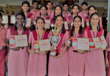 ಪುತ್ತೂರು ವಲಯ ಮಟ್ಟದ ಪ್ರತಿಭಾ ಕಾರಂಜಿ : ವಿವೇಕಾನಂದ ಕನ್ನಡ ಮಾಧ್ಯಮ ಶಾಲೆಗೆ ಪ್ರಥಮ ಸಮಗ್ರ ಪ್ರಶಸ್ತಿ