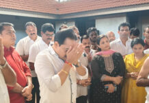 ಪುತ್ತೂರಿನಲ್ಲಿ ಸರಕಾರಿ ಮೆಡಿಕಲ್ ಕಾಲೇಜಿಗೆ ಸರಕಾರದಿಂದ ಅನುಮೋದನೆ : ಮಹಿಷಮರ್ದಿನಿ ದೇವಸ್ಥಾನದಲ್ಲಿ ಪ್ರಾರ್ಥನೆ – ಭಾವುಕರಾದ ಶಾಸಕ ಅಶೋಕ್ ರೈ